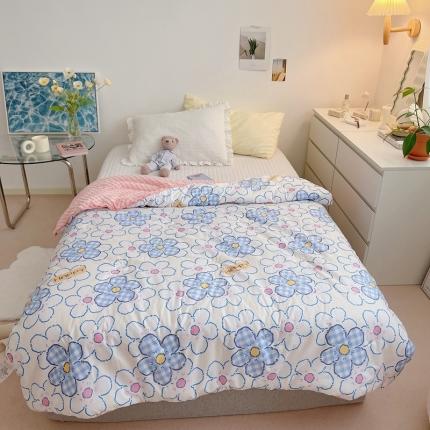 星期八 2021新款韩国超ins进口安抚豆豆被子春秋被 蓝色小花