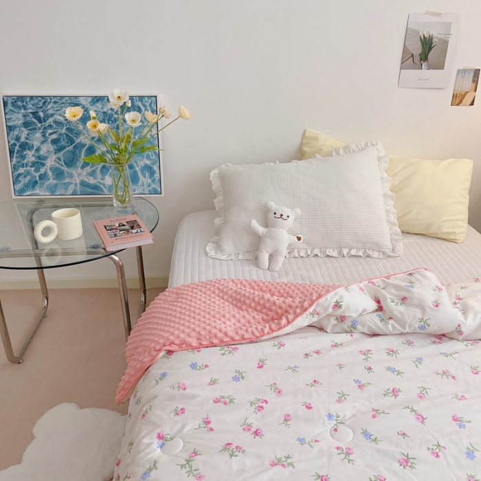 91家纺网 家纺一手货源 找家纺 星期八 2021新款韩国超ins进口安抚豆豆被子春秋被 玫瑰