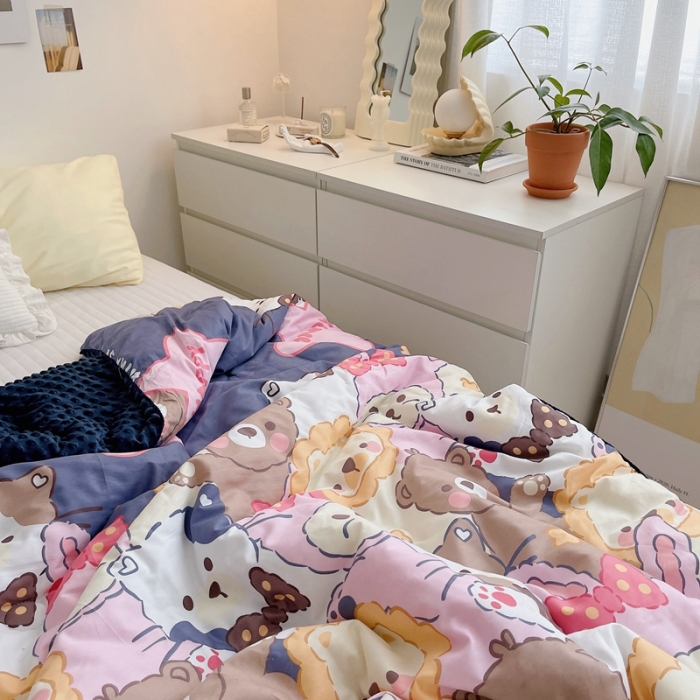 91家纺网 家纺一手货源 找家纺 星期八 2021新款韩国超ins进口安抚豆豆被子春秋被 萌宠乐园