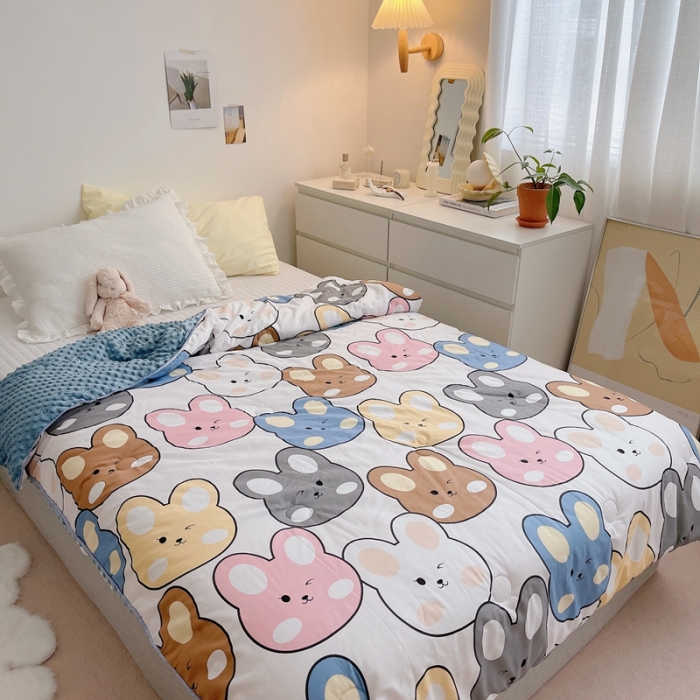 91家纺网 家纺一手货源 找家纺 星期八 2021新款韩国超ins进口安抚豆豆被子春秋被 兔兔