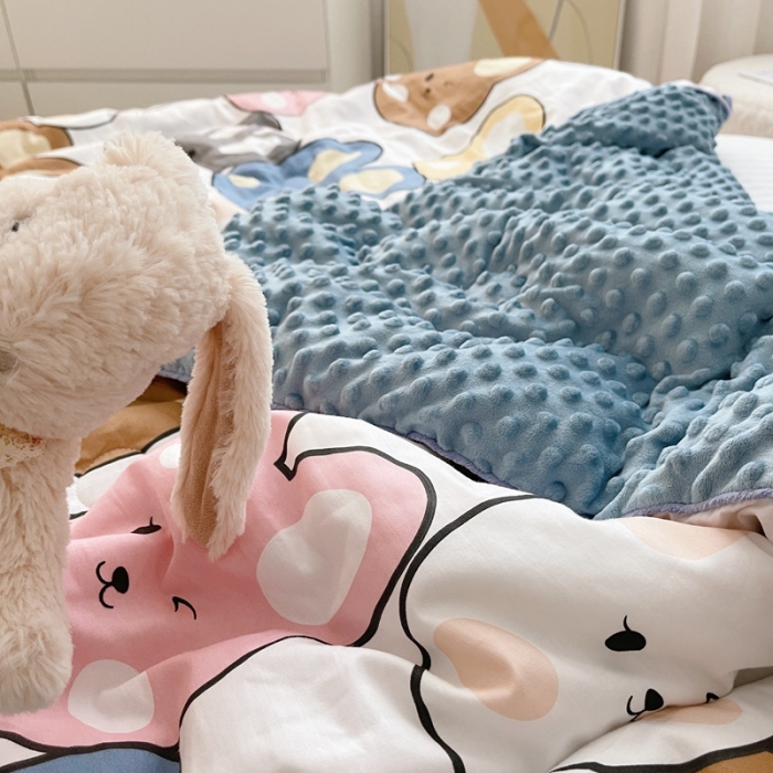 91家纺网 家纺一手货源 找家纺 星期八 2021新款韩国超ins进口安抚豆豆被子春秋被 兔兔