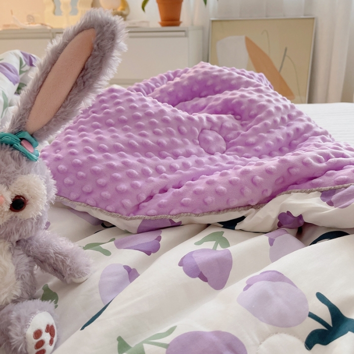 91家纺网 家纺一手货源 找家纺 星期八 2021新款韩国超ins进口安抚豆豆被子春秋被 郁金香