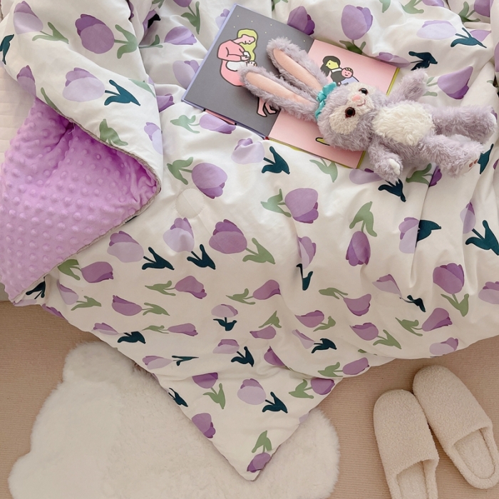 91家纺网 家纺一手货源 找家纺 星期八 2021新款韩国超ins进口安抚豆豆被子春秋被 郁金香