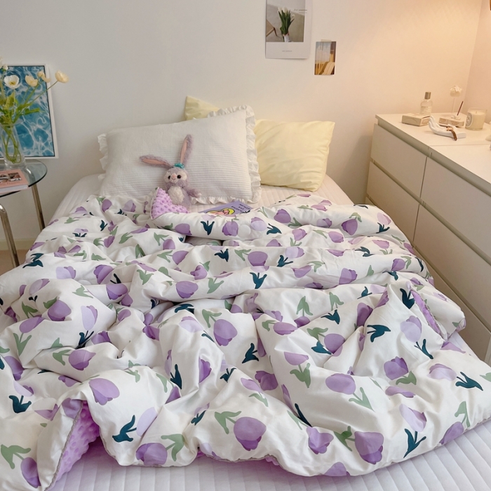 91家纺网 家纺一手货源 找家纺 星期八 2021新款韩国超ins进口安抚豆豆被子春秋被 郁金香