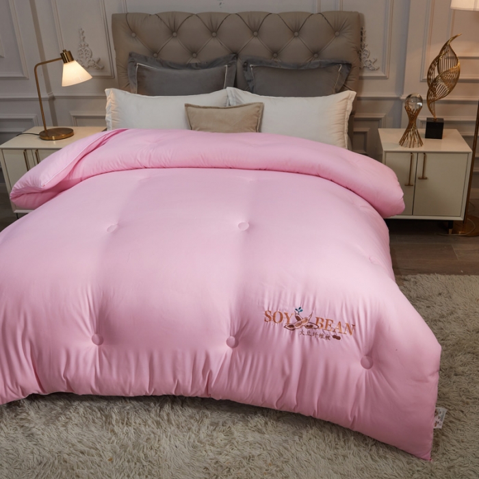 91家纺网 家纺一手货源 找家纺 天瑜家纺 2023洛卡棉冬被秋冬被子丝棉被芯 大豆被-粉色