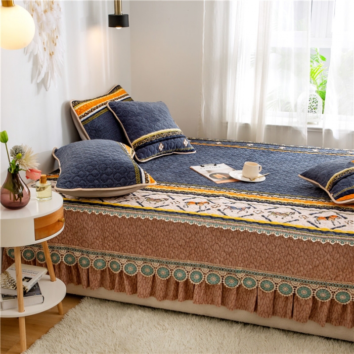 91家纺网 家纺一手货源 找家纺 美优兰2021新款加厚牛奶绒榻榻米垫床垫加厚床盖马德里蓝