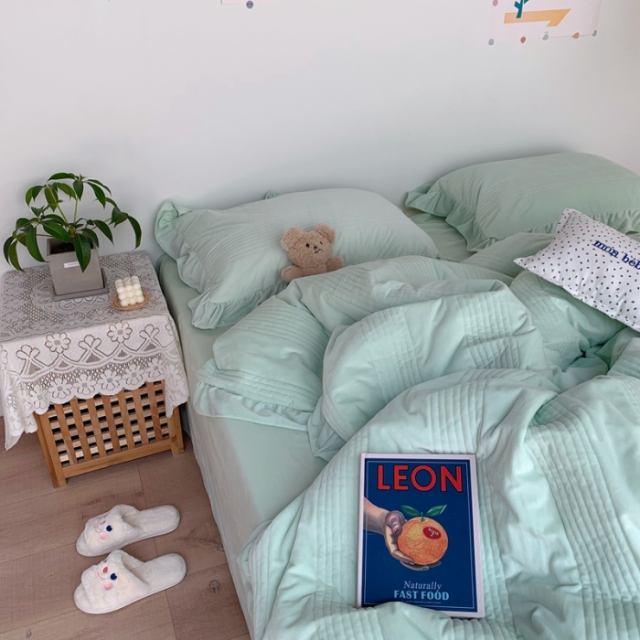 91家纺网 家纺一手货源 找家纺 六巷胡同2021新款ins韩国博主同款夹棉婴儿绒四件套实拍图 原野绿