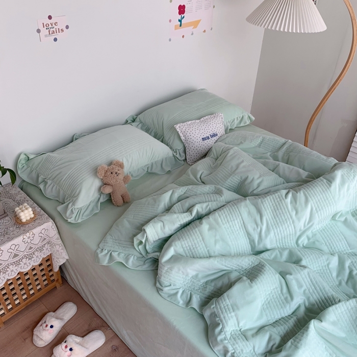 91家纺网 家纺一手货源 找家纺 六巷胡同2021新款ins韩国博主同款夹棉婴儿绒四件套实拍图 原野绿