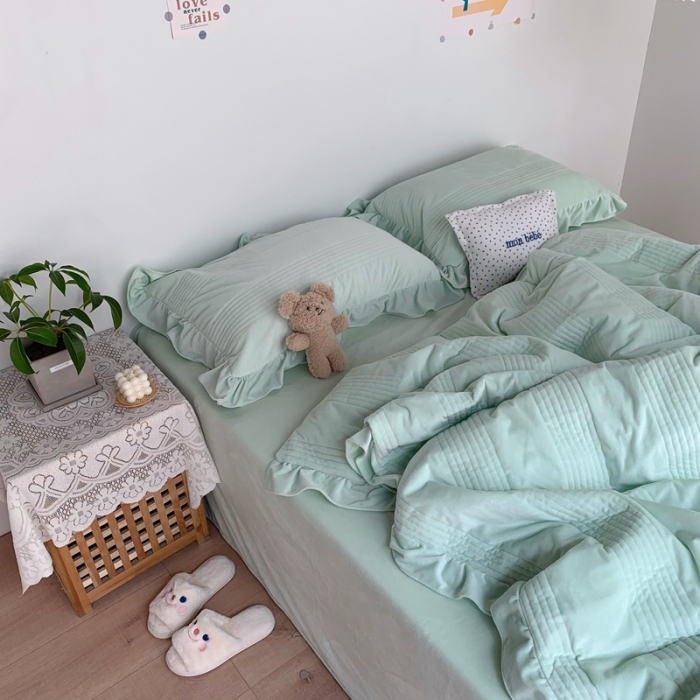 91家纺网 家纺一手货源 找家纺 六巷胡同2021新款ins韩国博主同款夹棉婴儿绒四件套实拍图 原野绿