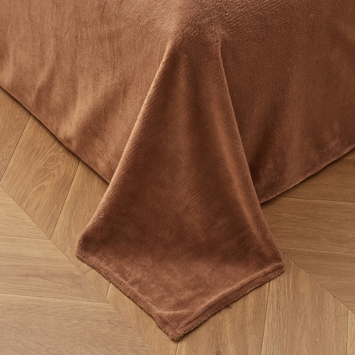 91家纺网 家纺一手货源 找家纺 佰亿莱 2024新款高克重牛奶绒印花四件套 彼得兔