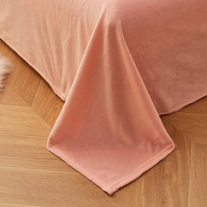 91家纺网 家纺一手货源 找家纺 佰亿莱 2024新款高克重牛奶绒印花四件套 七彩兔