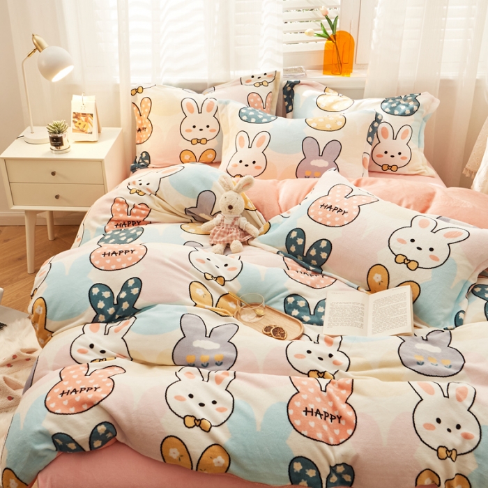 91家纺网 家纺一手货源 找家纺 佰亿莱 2024新款高克重牛奶绒印花四件套 七彩兔