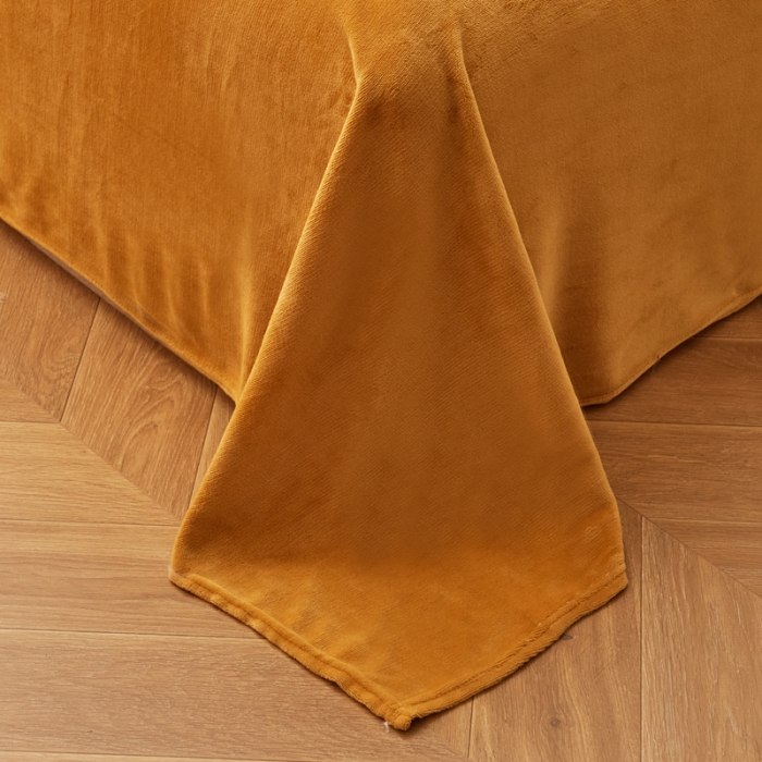 91家纺网 家纺一手货源 找家纺 佰亿莱 2024新款高克重牛奶绒印花四件套 踏青