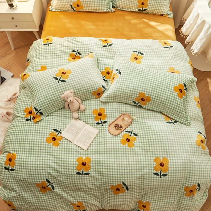 91家纺网 家纺一手货源 找家纺 佰亿莱 2024新款高克重牛奶绒印花四件套 踏青