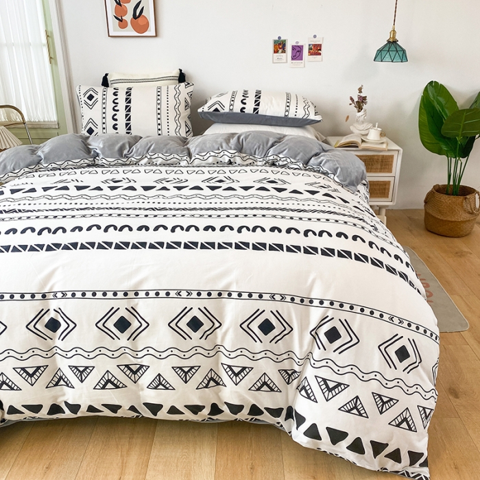 91家纺网 家纺一手货源 找家纺 珺柔家纺2021新款全棉印花水晶绒四件套黑白调