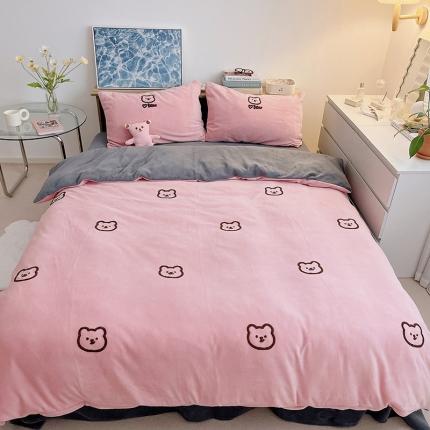 91家纺网 家纺一手货源 找家纺 （总）雅居纺 2022新款牛奶绒毛巾绣四件套拍摄风格1