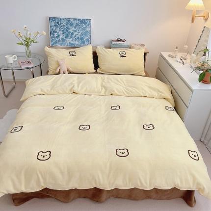 91家纺网 家纺一手货源 找家纺 （总）雅居纺 2022新款牛奶绒毛巾绣四件套拍摄风格1