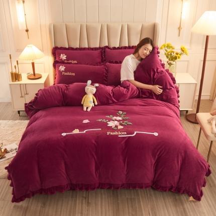 91家纺网 家纺一手货源 找家纺 恋佳 2023新款水晶绒荷叶边毛巾绣四件套 怦然心动酒红