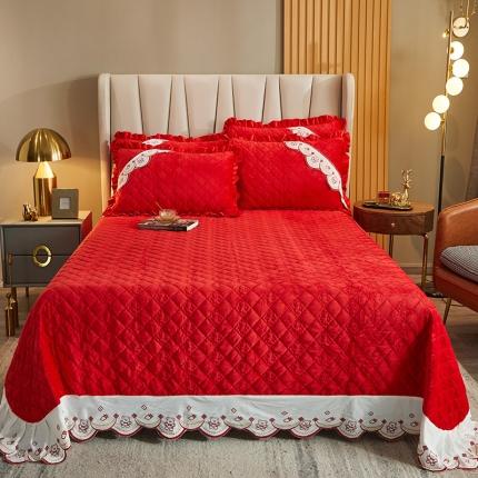 宜凡家纺 2021新款水晶绒夹棉绗缝床盖三件套快乐小熊-大红