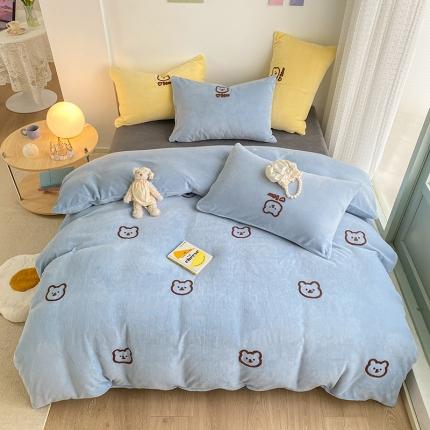 91家纺网 家纺一手货源 找家纺 （总）雅居纺 2022新款牛奶绒毛巾绣四件套拍摄风格2