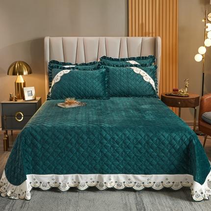 宜凡家纺 2021新款水晶绒夹棉绗缝床盖三件套快乐小熊-墨绿