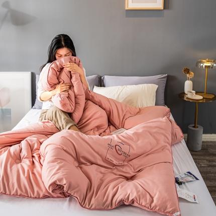 91家纺网 家纺一手货源 找家纺 被靠被 2023白金双合芯牛奶蛋白大豆蛋白冬被春秋被 豆沙粉