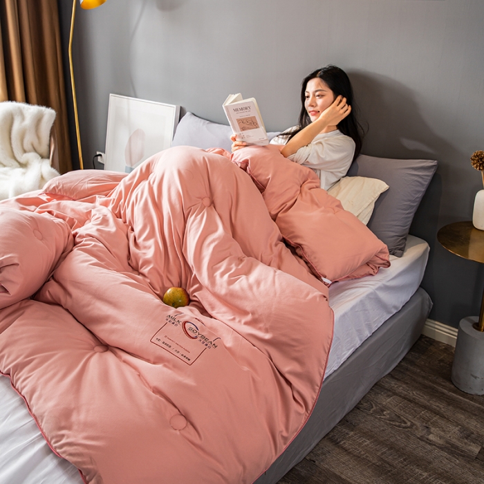 91家纺网 家纺一手货源 找家纺 被靠被 2023白金双合芯牛奶蛋白大豆蛋白冬被春秋被 豆沙粉