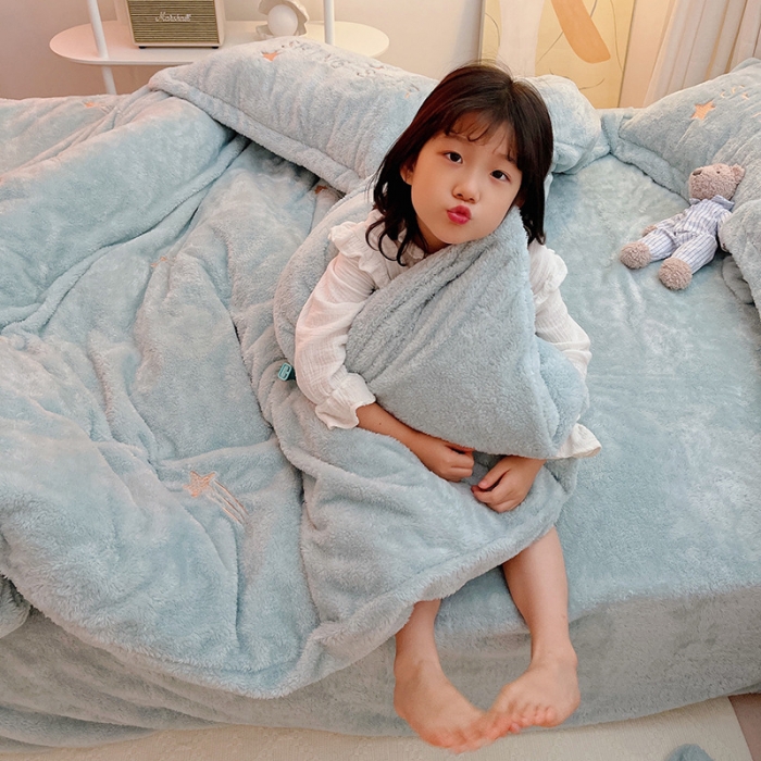 91家纺网 家纺一手货源 找家纺 雅居纺 2022新款泰迪绒绣花四件套拍摄风格1 许愿星-蓝