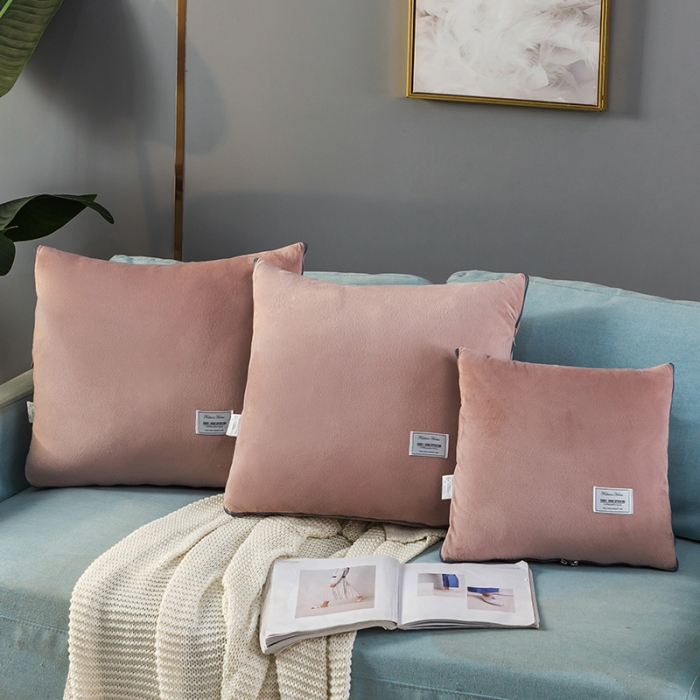 91家纺网 家纺一手货源 找家纺 照世家2021新款水晶绒抱枕-贴布绣 豆沙