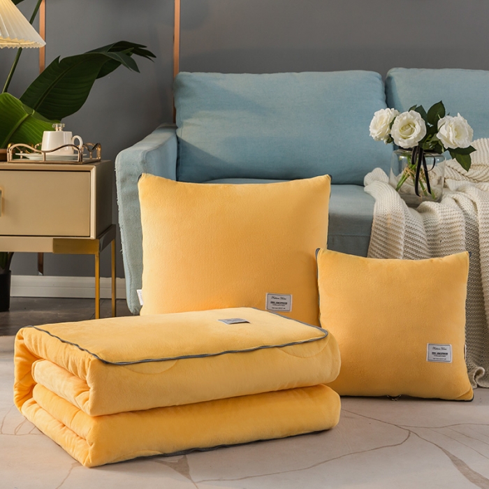 91家纺网 家纺一手货源 找家纺 照世家2021新款水晶绒抱枕-贴布绣 姜黄