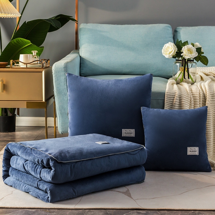 91家纺网 家纺一手货源 找家纺 照世家2021新款水晶绒抱枕-贴布绣 蓝色