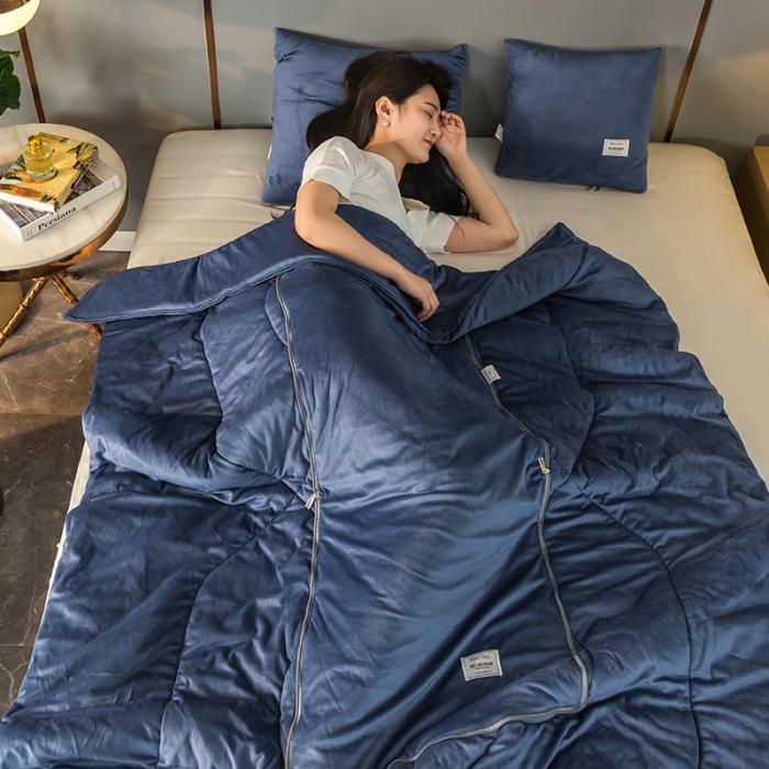 91家纺网 家纺一手货源 找家纺 照世家2021新款水晶绒抱枕-贴布绣 蓝色