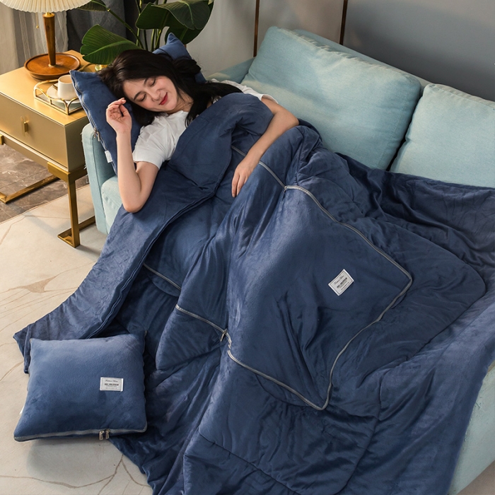 91家纺网 家纺一手货源 找家纺 照世家2021新款水晶绒抱枕-贴布绣 蓝色