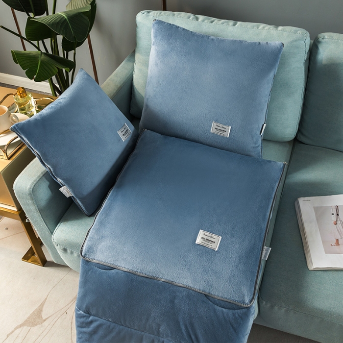 91家纺网 家纺一手货源 找家纺 照世家2021新款水晶绒抱枕-贴布绣 浅蓝