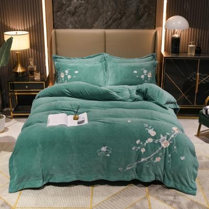 91家纺网 家纺一手货源 找家纺 诗黛尔2021新款秋冬保暖牛奶绒绣花四件套 花榭芬芳 淡雅绿