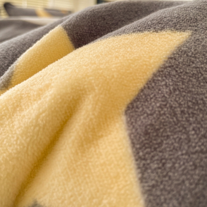 91家纺网 家纺一手货源 找家纺 （总）慕尚 2022新款北欧牛奶绒大版四件套实拍图