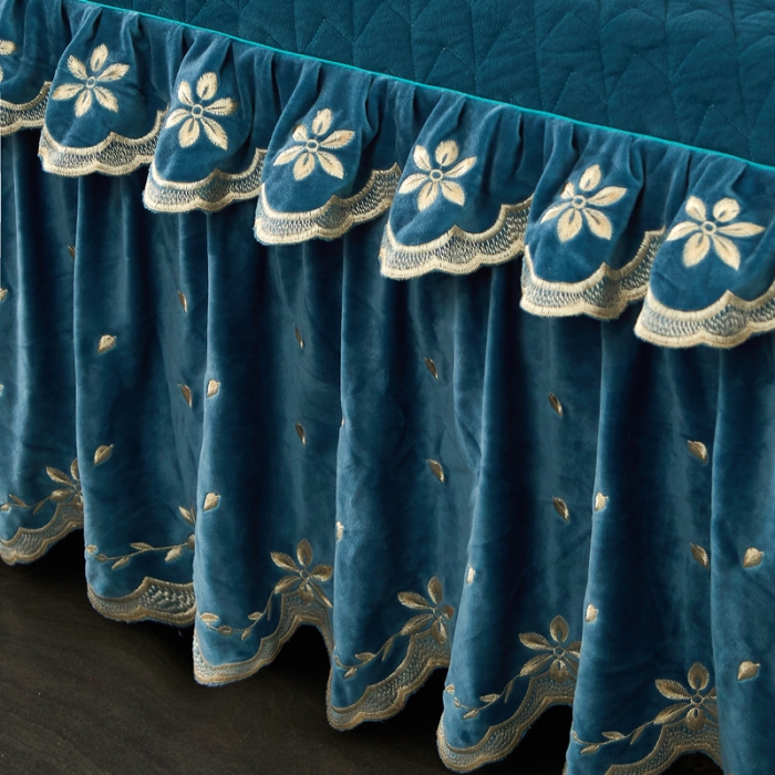 91家纺网 家纺一手货源 找家纺 恒爱2021新款轻奢系列刺绣款单床裙 宾利蓝