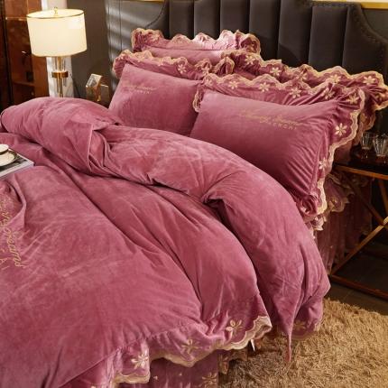 91家纺网 家纺一手货源 找家纺 恒爱2021新款轻奢系列刺绣款被套枕套 豆沙红