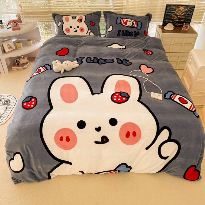 91家纺网 家纺一手货源 找家纺 慕尚 2022新款北欧牛奶绒大版四件套实拍图 奶糖兔