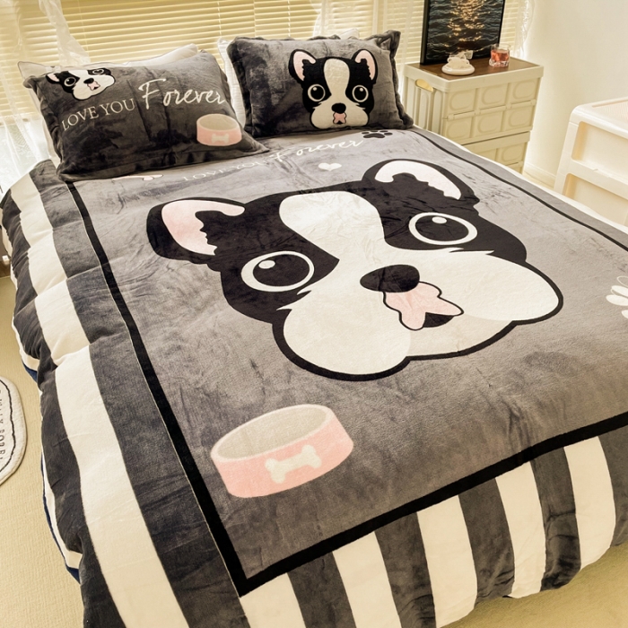 91家纺网 家纺一手货源 找家纺 慕尚 2022新款北欧牛奶绒大版四件套实拍图 绅士狗