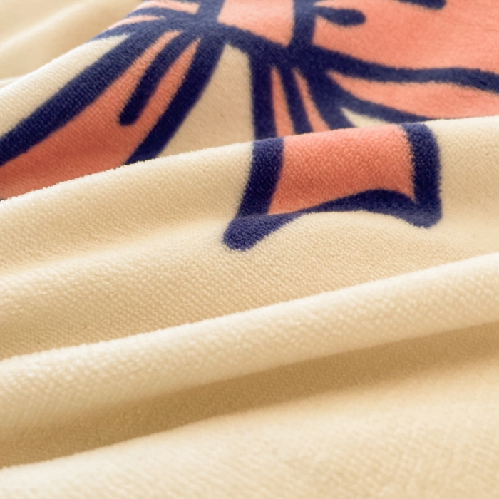 91家纺网 家纺一手货源 找家纺 慕尚 2022新款北欧牛奶绒大版四件套实拍图 小爱心