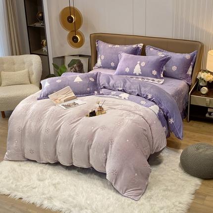 91家纺网 家纺一手货源 找家纺 大米家居 2023新款着色雕花绒四件套浪漫空间紫蓝