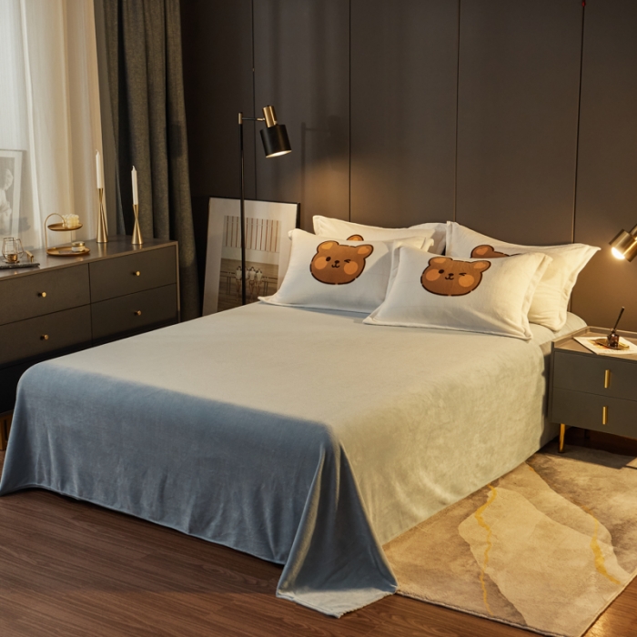 91家纺网 家纺一手货源 找家纺 （总）慕尚 2022新款北欧牛奶绒卡通大版四件套棚拍图