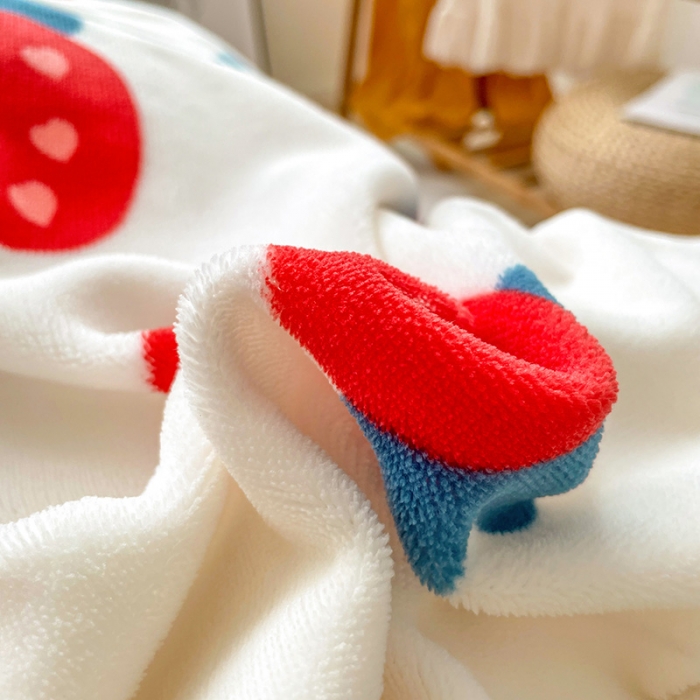 91家纺网 家纺一手货源 找家纺 寐居家纺21印花牛奶绒四件套法莱水晶宝宝金貂绒实拍图甜心草莓