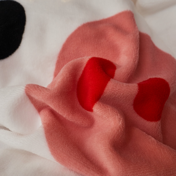 91家纺网 家纺一手货源 找家纺 慕尚 2022新款北欧牛奶绒卡通大版四件套棚拍图 奶糖兔