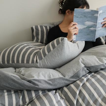 91家纺网 家纺一手货源 找家纺 华超针织 2021新款拼接款天竺棉四件套 深灰粗条