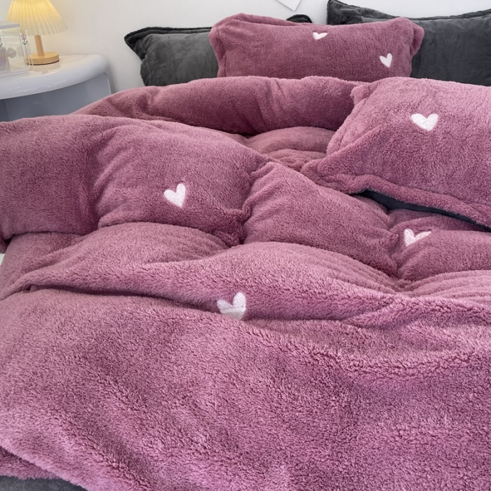 91家纺网 家纺一手货源 找家纺 （总）慕尚家纺 2022新款泰迪绒刺绣款牛奶绒四件套