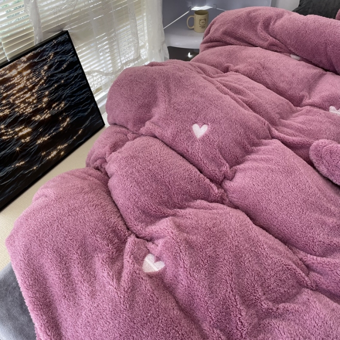 91家纺网 家纺一手货源 找家纺 （总）慕尚家纺 2022新款泰迪绒刺绣款牛奶绒四件套