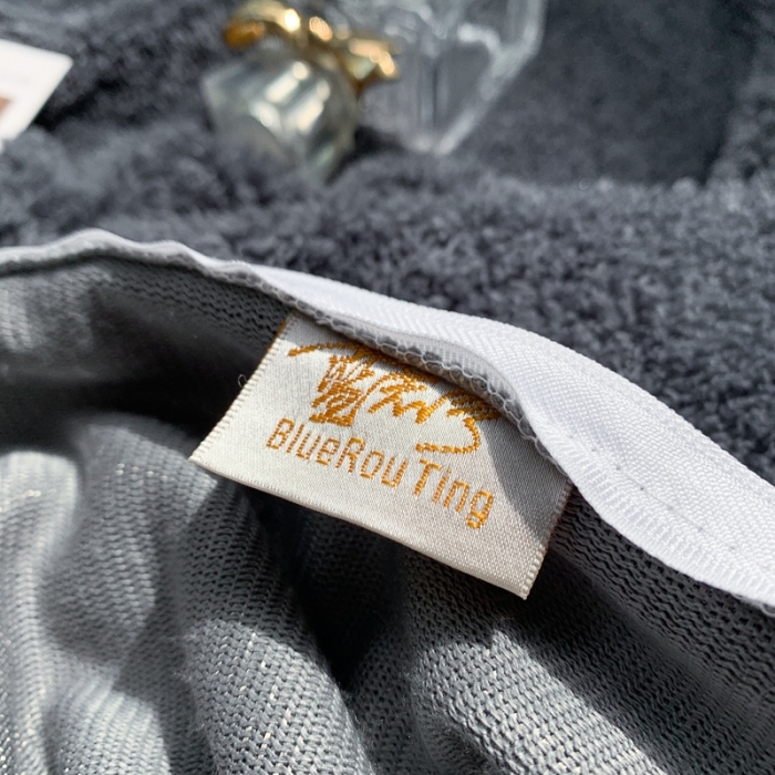 91家纺网 家纺一手货源 找家纺 慕尚家纺 2022新款泰迪绒刺绣款牛奶绒四件套 四叶草灰