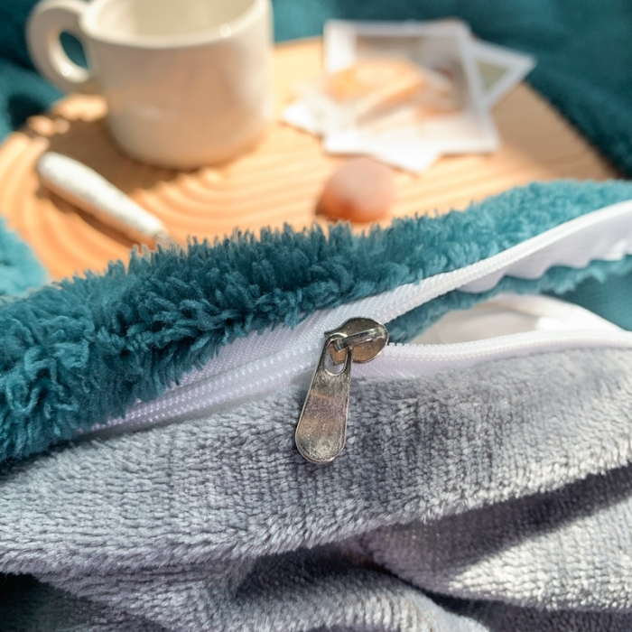 91家纺网 家纺一手货源 找家纺 慕尚家纺 2022新款泰迪绒刺绣款牛奶绒四件套 四叶草绿